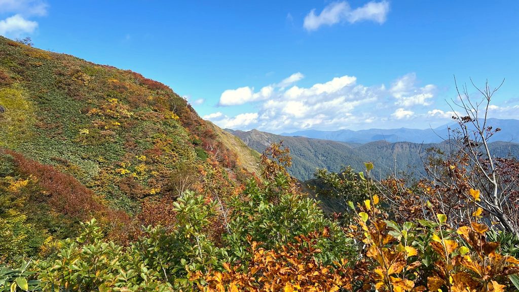 Autumn foliage on Mount Tanigawa in Japan