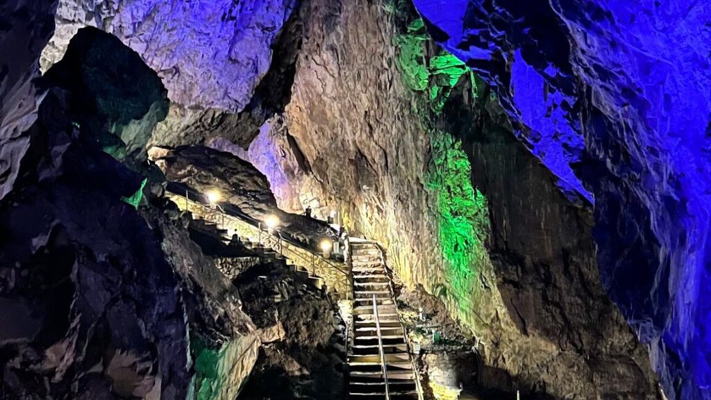 Nippara Limestone Cave in Okutama, Tokyo, Japan